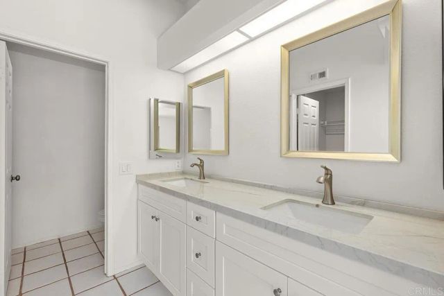12011 Tivoli Park Row 2, San Diego, CA 92128