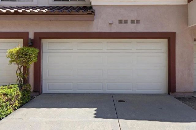 12011 Tivoli Park Row 2, San Diego, CA 92128