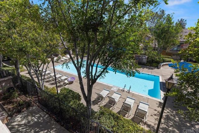 12011 Tivoli Park Row 2, San Diego, CA 92128