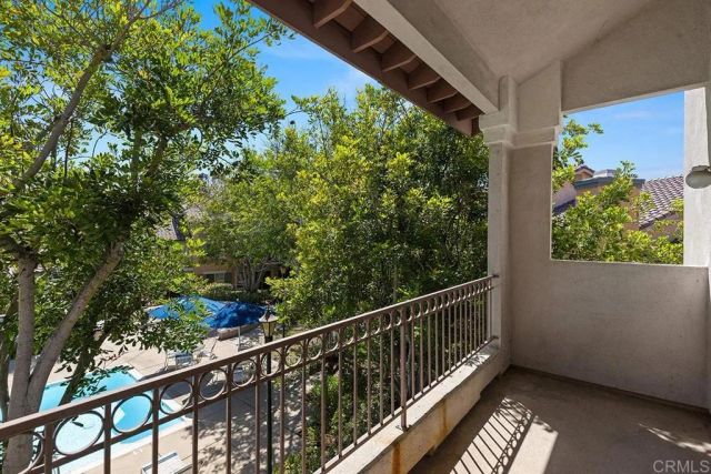 12011 Tivoli Park Row 2, San Diego, CA 92128