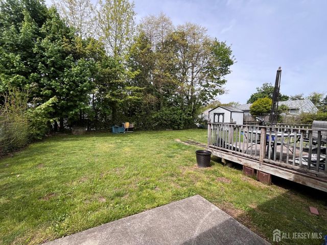 11 Purdue Road, Old Bridge, NJ 08859