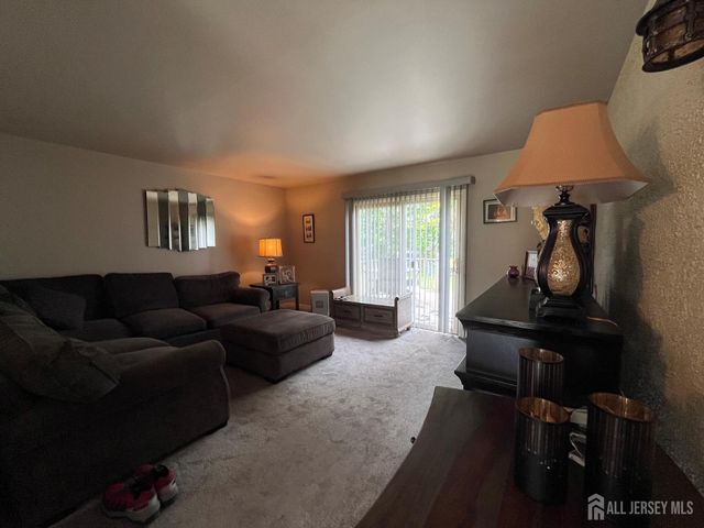 11 Purdue Road, Old Bridge, NJ 08859