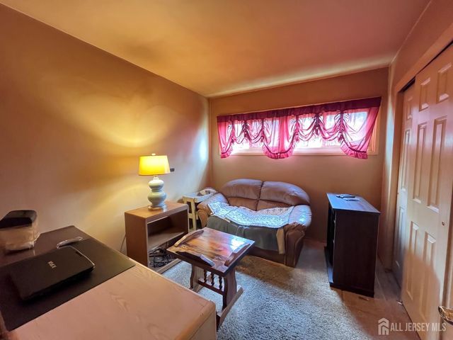 11 Purdue Road, Old Bridge, NJ 08859