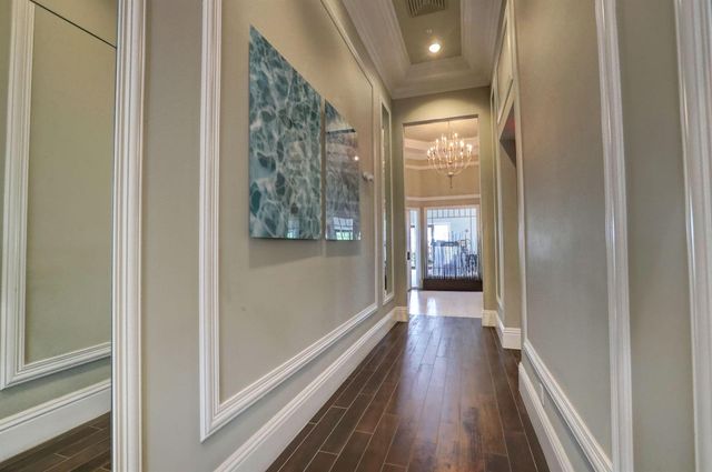 9040 W Watercrest Cir Circle W, Parkland, FL 33076