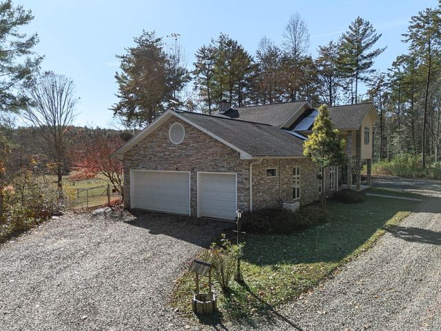 5981 Candy Mountain Road, Murphy, NC 28906