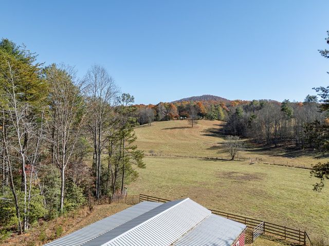 5981 Candy Mountain Road, Murphy, NC 28906