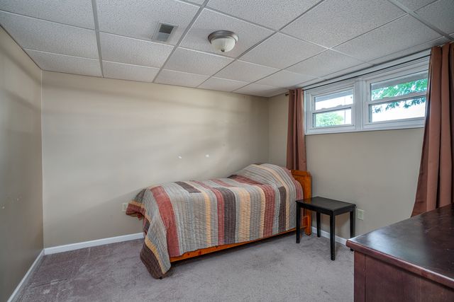 300 W Spring Street, Eldridge, IA 52748