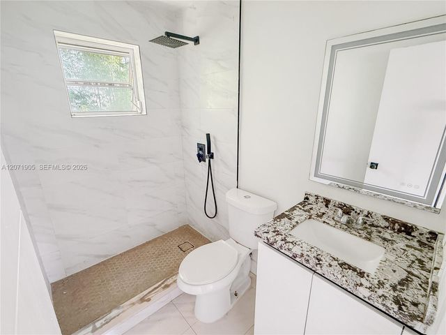 8035 Lake Drive 205, Doral, FL 33166