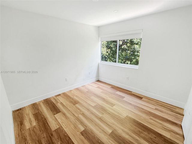 8035 Lake Drive 205, Doral, FL 33166