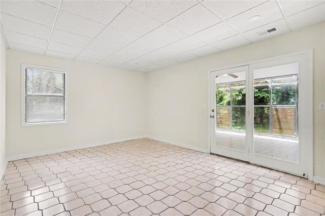 3415 Sheree Trail SW, Stone Mountain, GA 30087