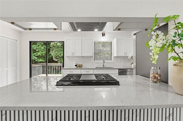 3415 Sheree Trail SW, Stone Mountain, GA 30087