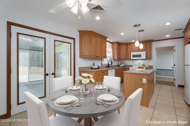 304 Schoolhouse Road, Monroe, NJ 08831