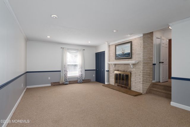 304 Schoolhouse Road, Monroe, NJ 08831