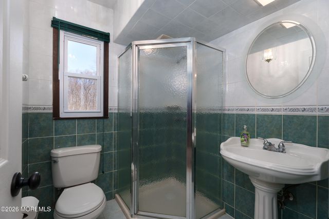 304 Schoolhouse Road, Monroe, NJ 08831