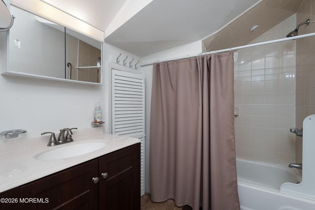 304 Schoolhouse Road, Monroe, NJ 08831