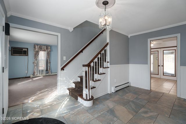 304 Schoolhouse Road, Monroe, NJ 08831