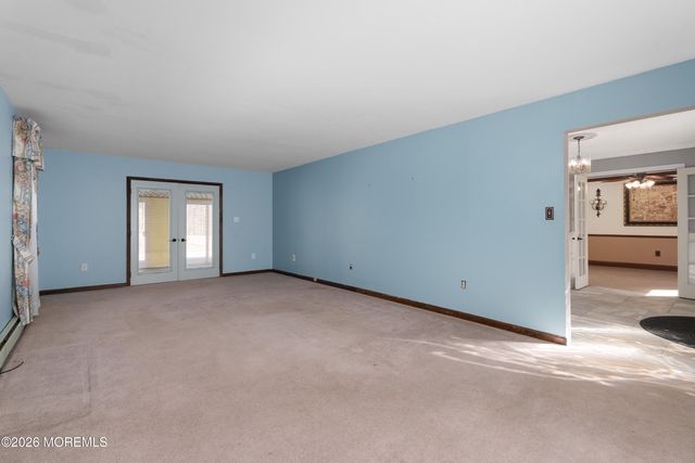 304 Schoolhouse Road, Monroe, NJ 08831