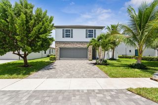 522 Lucky Lane, Delray Beach, FL 33444