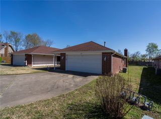 825 Linden Street, Rogers, AR 72756