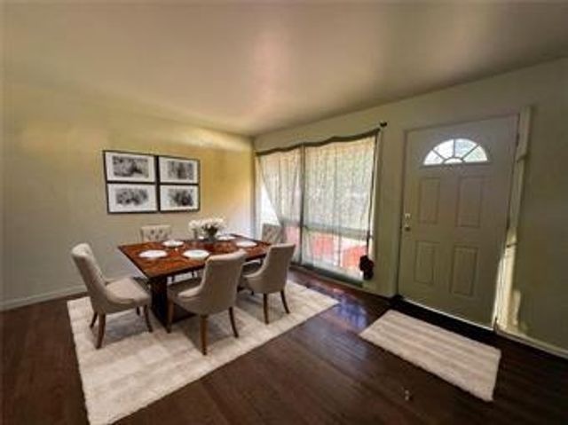 4714 Norton Avenue, Kansas City, MO 64130