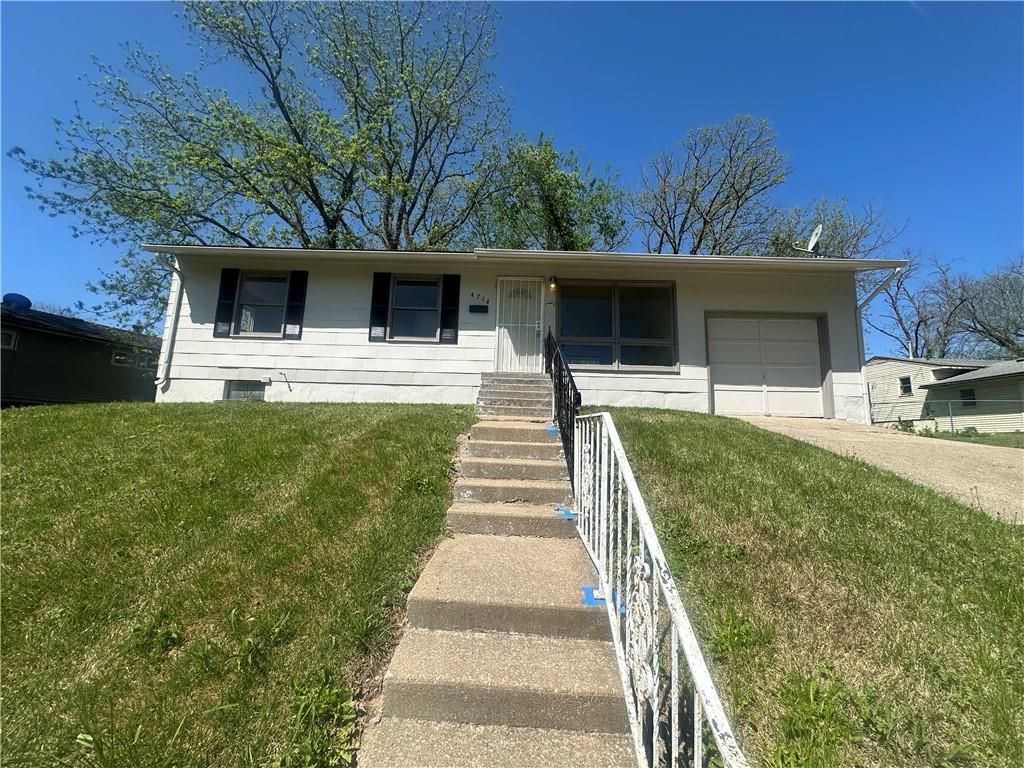 4714 Norton Avenue, Kansas City, MO 64130