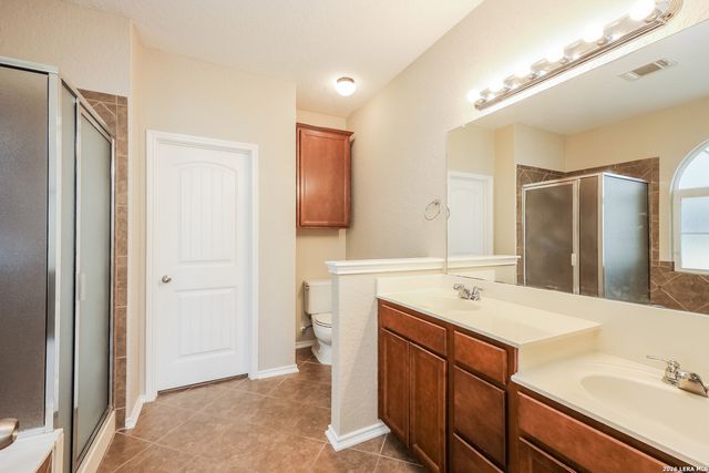 10918 MUSTANG OAK DR, San Antonio, TX 78254