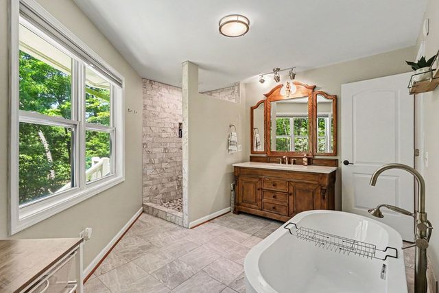 426 Shenendoa Dr., Ellijay, GA 30540