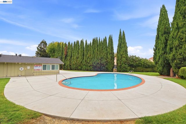 2201 Partridge Way 2, Union City, CA 94587