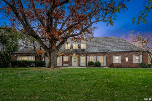 500 54TH Street A, Moline, IL 61265