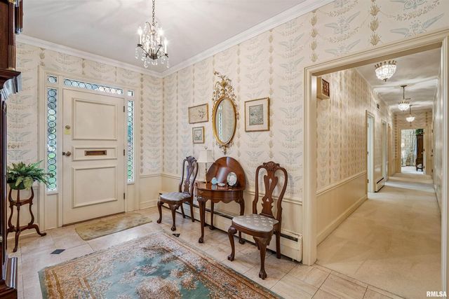 500 54TH Street A, Moline, IL 61265