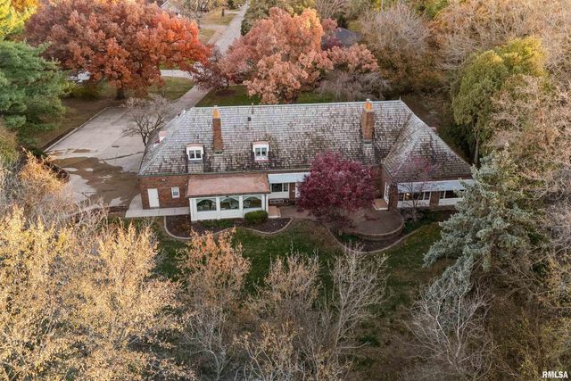 500 54TH Street A, Moline, IL 61265