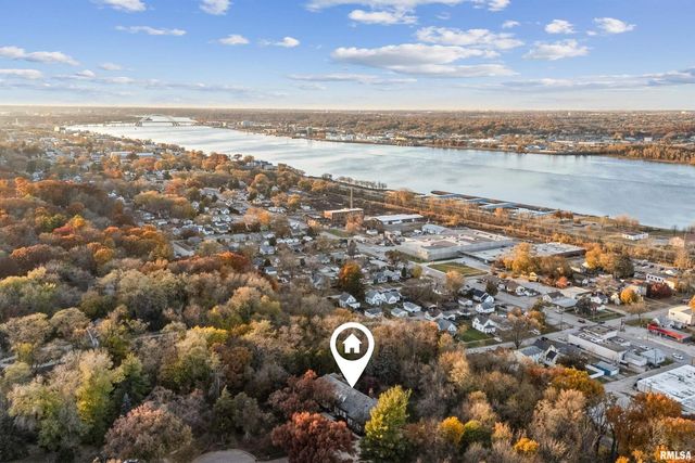 500 54TH Street A, Moline, IL 61265