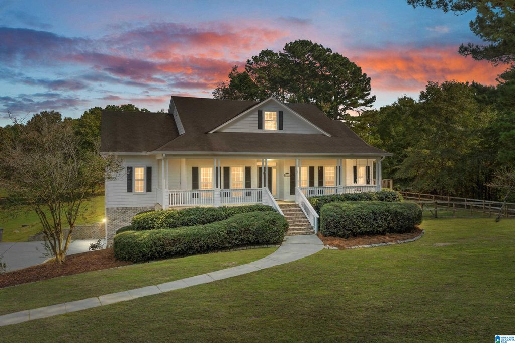 151 HIGH BRIDLE CIRCLE, Calera, AL 35040