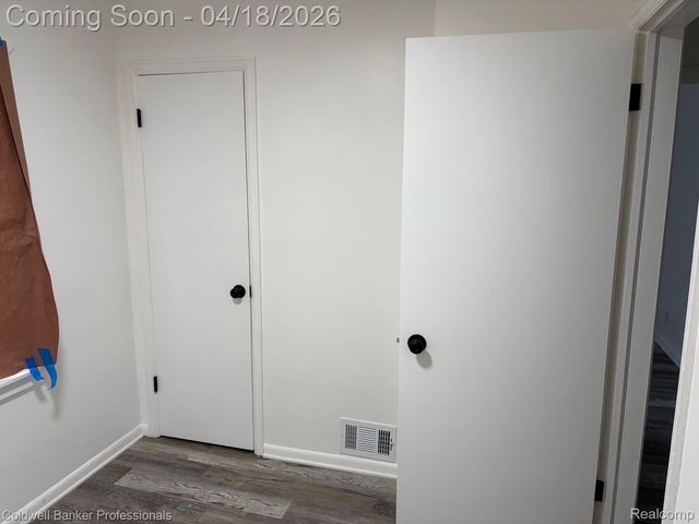 3006 Arizona Avenue, Flint, MI 48506