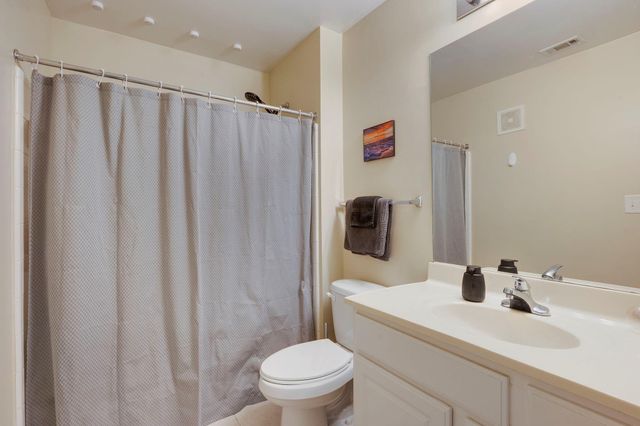 1725 Harvey Mitchell Parkway S 1814, College Station, TX 77840