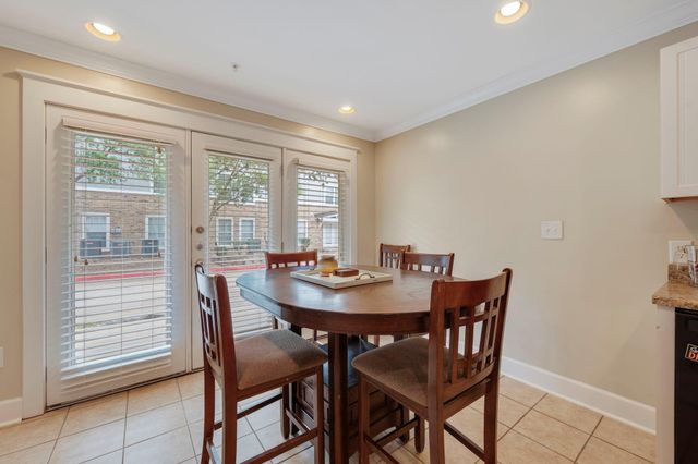 1725 Harvey Mitchell Parkway S 1814, College Station, TX 77840