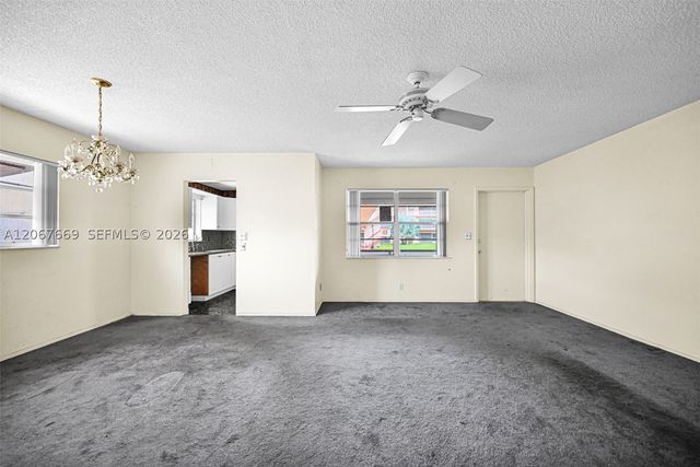 5300 Washington St R110, Hollywood, FL 33021