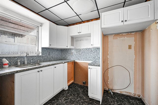 5300 Washington St R110, Hollywood, FL 33021