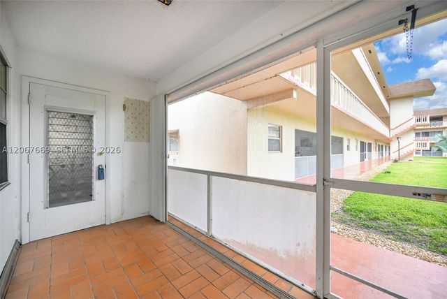 5300 Washington St R110, Hollywood, FL 33021