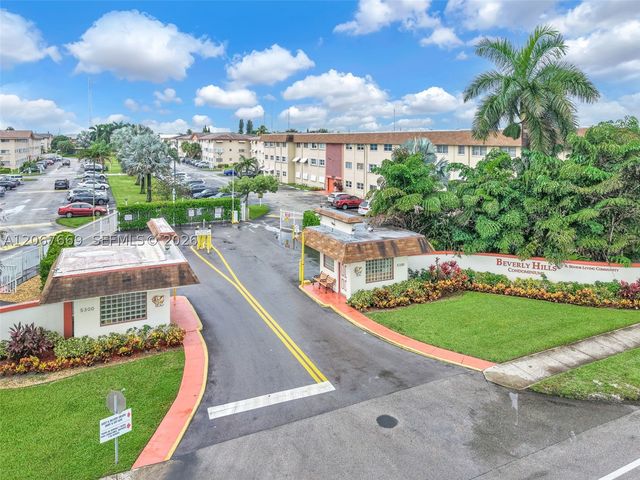 5300 Washington St R110, Hollywood, FL 33021