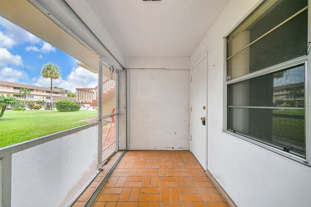5300 Washington St R110, Hollywood, FL 33021