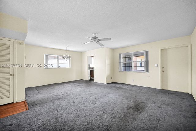 5300 Washington St R110, Hollywood, FL 33021