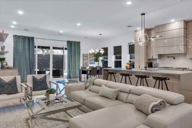 7519 Robin Road, Dallas, TX 75209