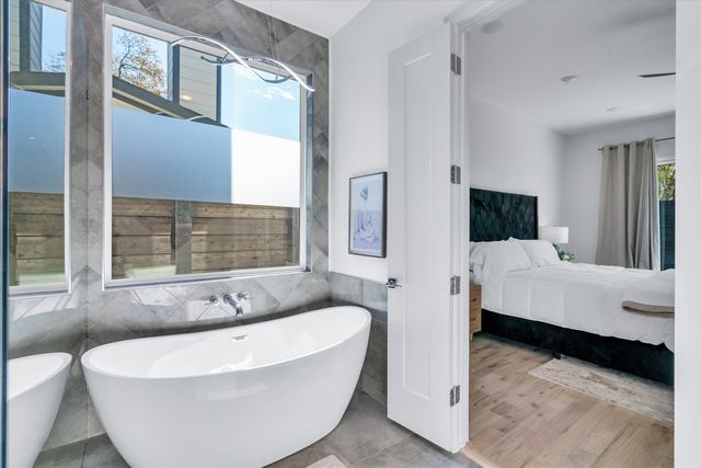 7519 Robin Road, Dallas, TX 75209