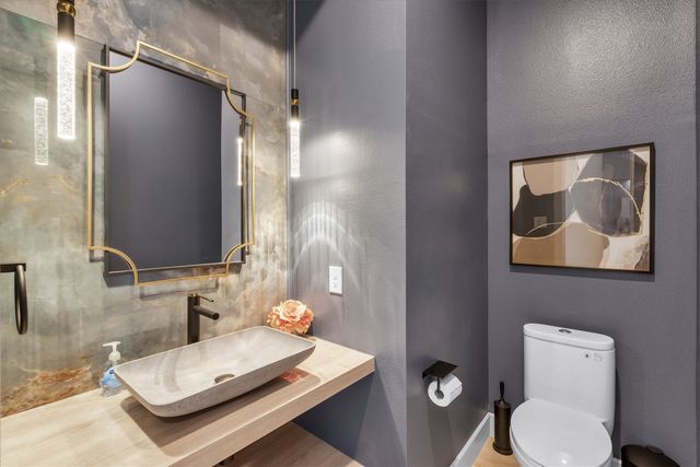 7519 Robin Road, Dallas, TX 75209