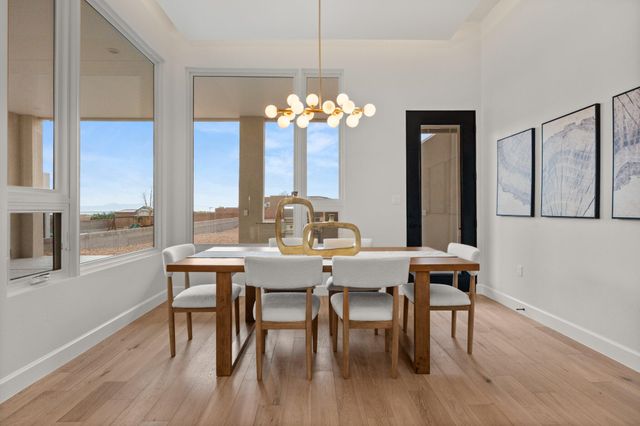 1232 21st Avenue SE, Rio Rancho, NM 87124