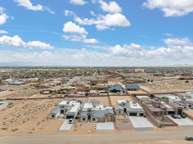 1232 21st Avenue SE, Rio Rancho, NM 87124