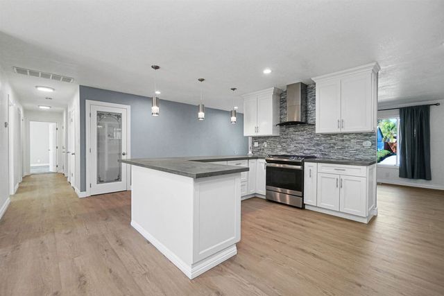 5 Terranova Dr, Antioch, CA 94509