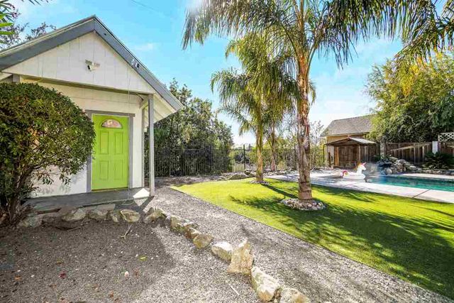 5 Terranova Dr, Antioch, CA 94509