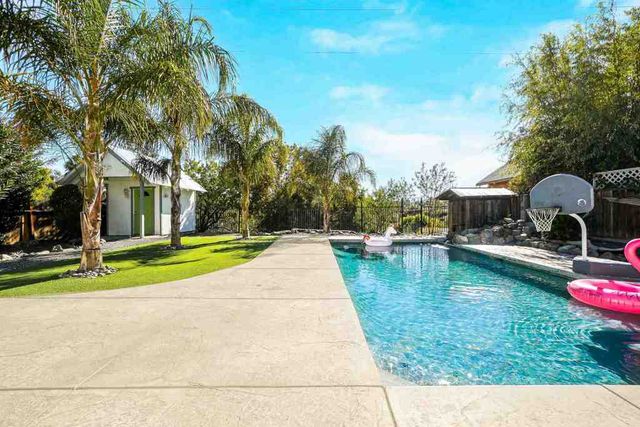 5 Terranova Dr, Antioch, CA 94509